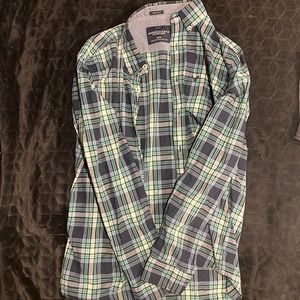 American eagle button down